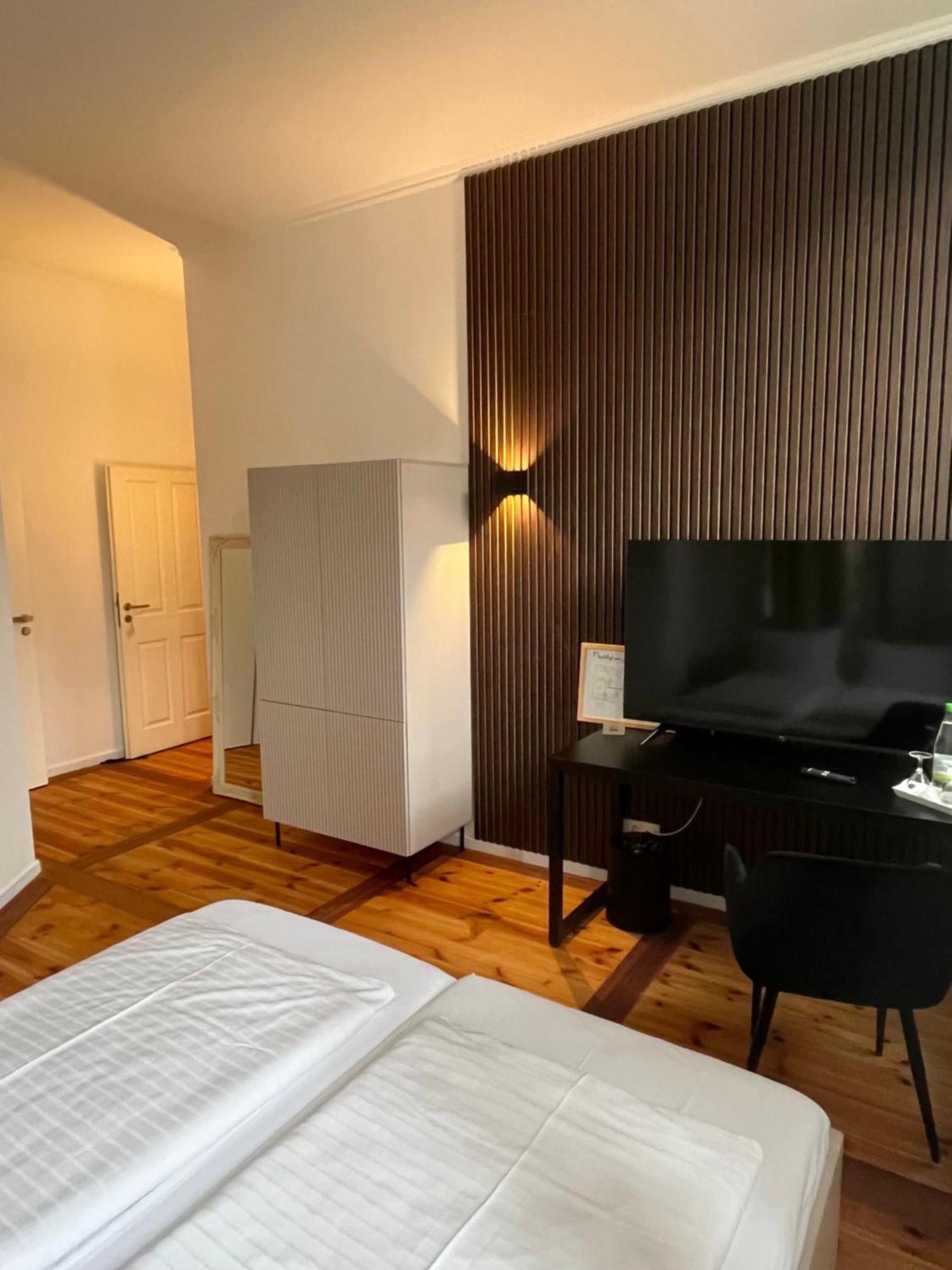 Hotel Hahn Gondelsheim Kültér fotó